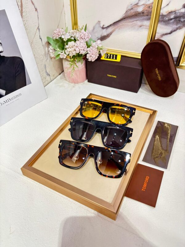 TOM FORD MEN'S WAYFARER.