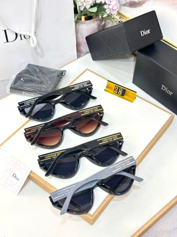 Dior - Image 3