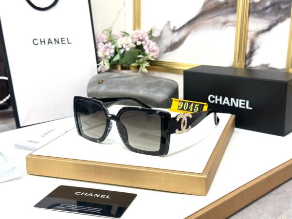 Chanel - For Women UV Protected - Image 4
