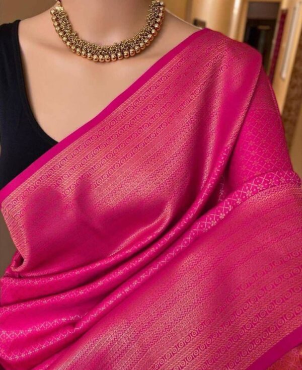 Banarasi Sarees For Intimate And Big Fat Indian Weddings - Image 6