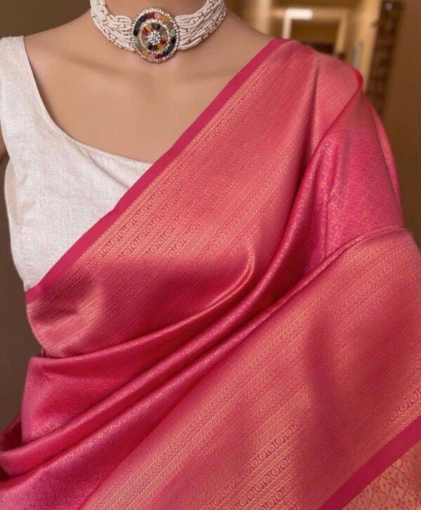 Banarasi Sarees For Intimate And Big Fat Indian Weddings - Image 2