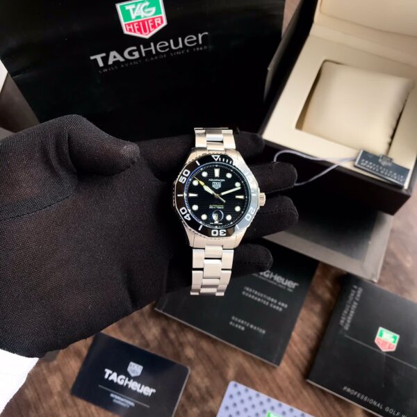 First Edifice ECB-2000 with carbon body reinforced Carbon case with steel strapis - Image 5