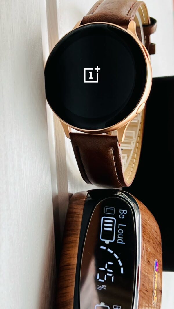 Qmark M35 Wooden TWS with ONEPLUS smartwatch