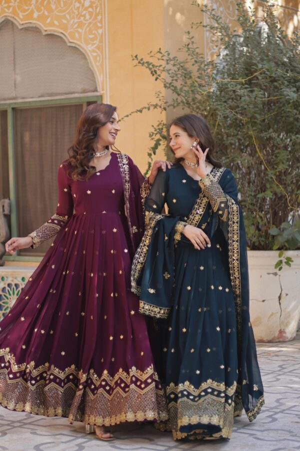 DESIGNER READYMADE GOWN FOR WOMEN - Image 3