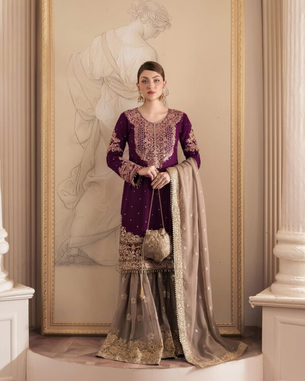 Ready Made Georgette Designer Suit. - Image 11