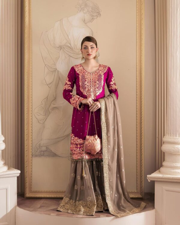 Ready Made Georgette Designer Suit. - Image 9