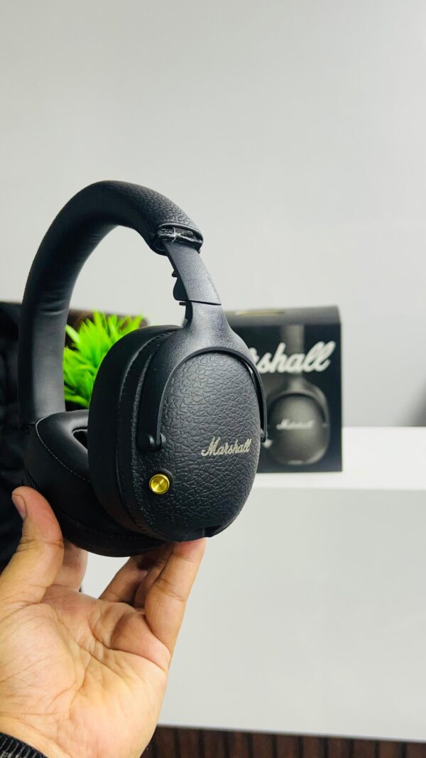 Marshall Monitor II Wireless Headphone.