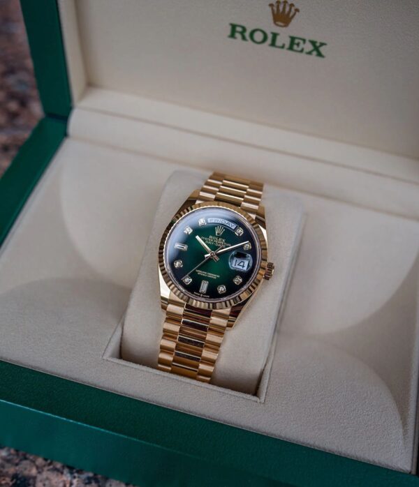 Rolex Oyster Perpetual For Men - Image 3