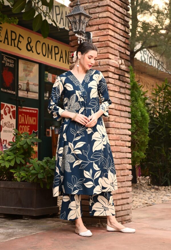PURE COTTON PRINTED A-LINE KURTI WITH PRINTED PLAZZO SET.