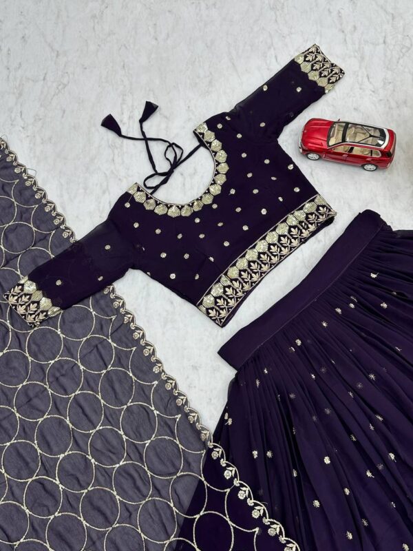 Wedding Special Heavy Embroidery Lehenga - Image 4