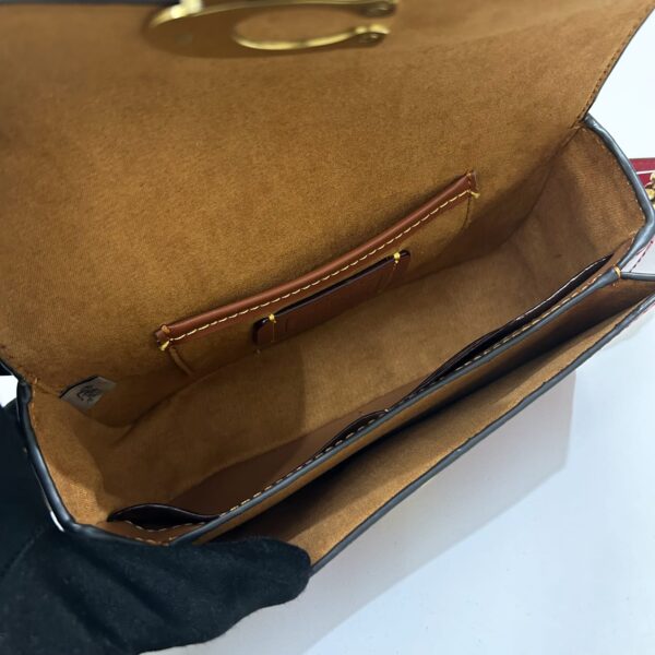 Coach Authentic Studio Baguette - Image 4