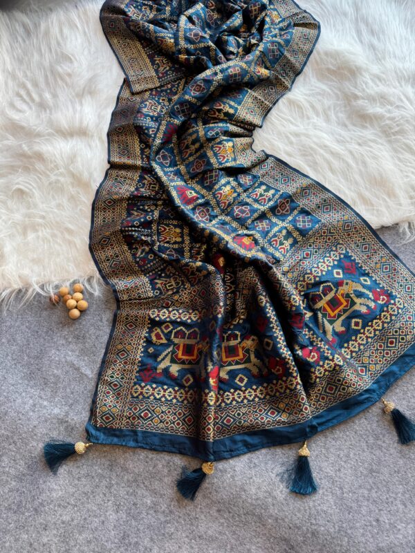 Banarsi Patola Saree - Image 4