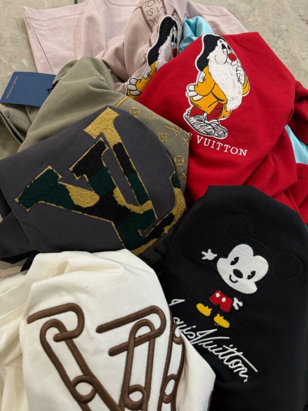 LV SERIES T SHIRT - Image 4