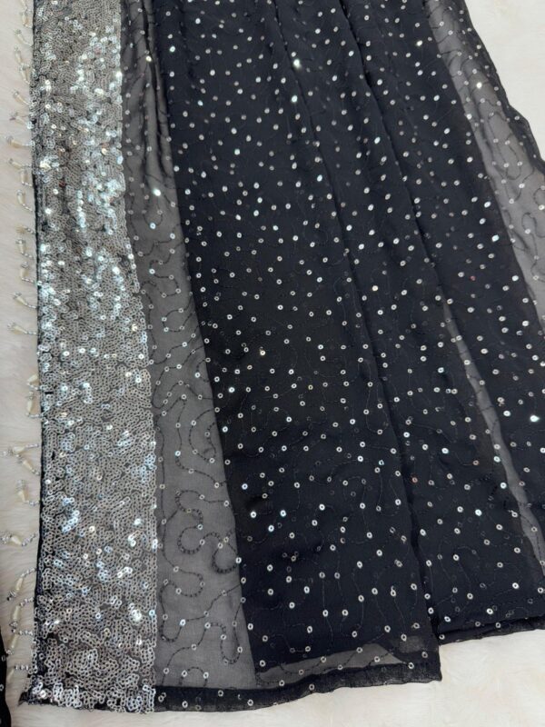 Lehenga Saree with Blouse - Image 7