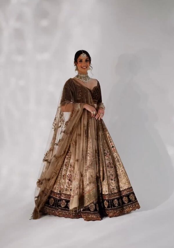 Wedding Season lehenga set - Image 7