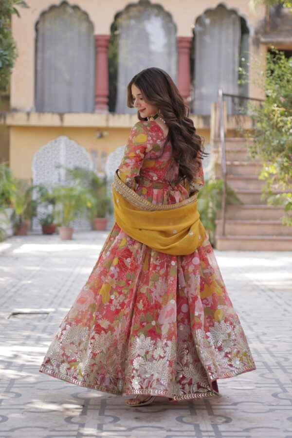 READYMADE ALIA CUT GOWN - Image 3