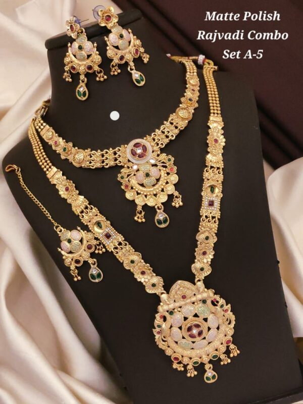 Heavy Necklace Set - Image 4