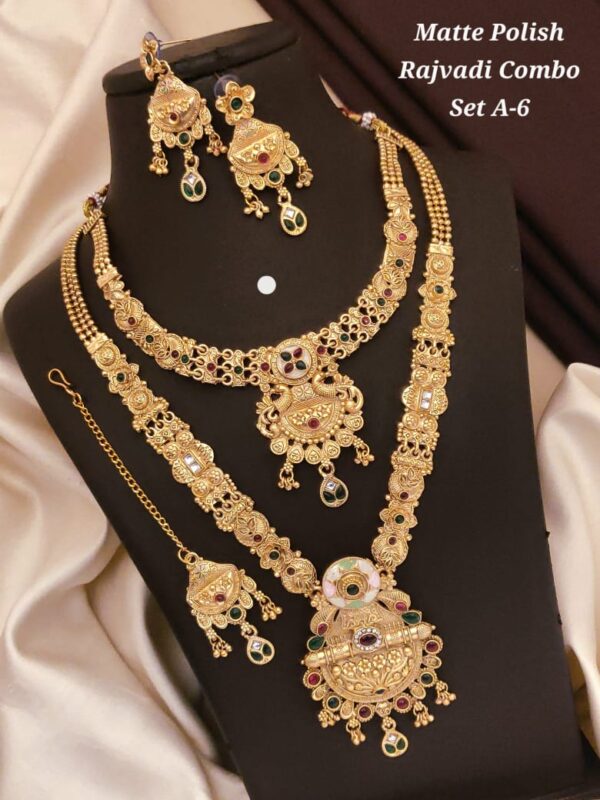 Heavy Necklace Set - Image 7