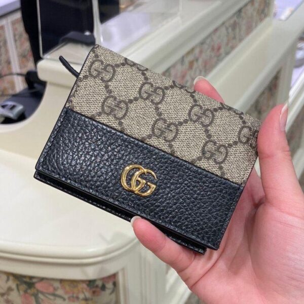 GUCCI BI- FOLD WALLET - Image 5
