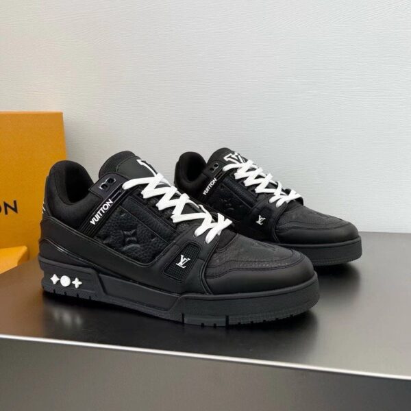 Louis Vuitton LV Trainer Black