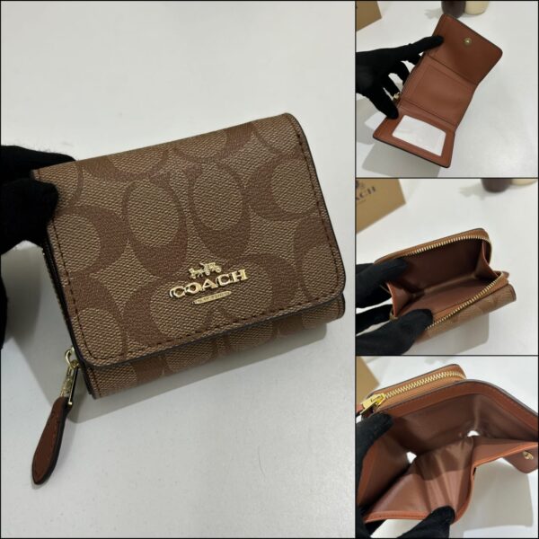 Coach Trifold Wallet  - Image 2