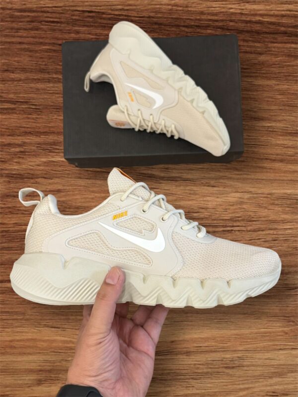 Skechers Max road 6