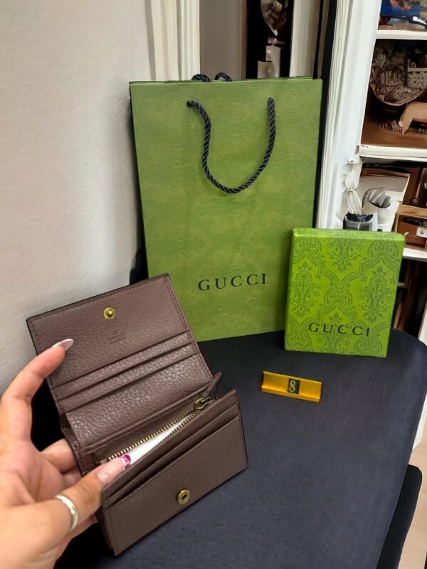 GUCCI BI-FOLD WALLET - Image 2
