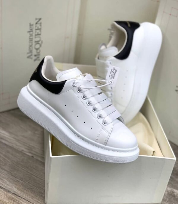 ALEXANDER MCQUEEN SNEAKERS