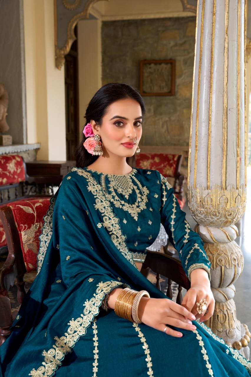 Firozi Elegance Lehenga - Image 2