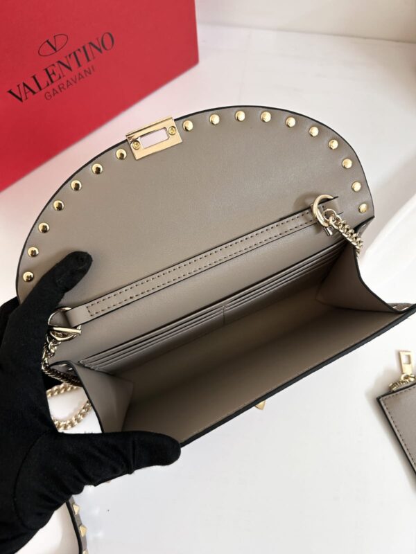 Valentino Garavani - Rockstud Wallet - Image 5