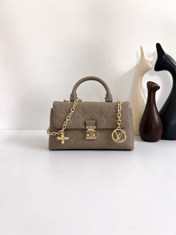 LV - Nano Madeleine 