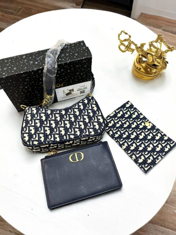 CHRISTIAN DIOR SHOULDER BAG - Image 2