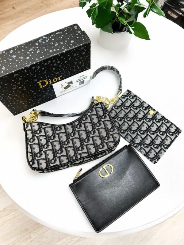 CHRISTIAN DIOR SHOULDER BAG - Image 6