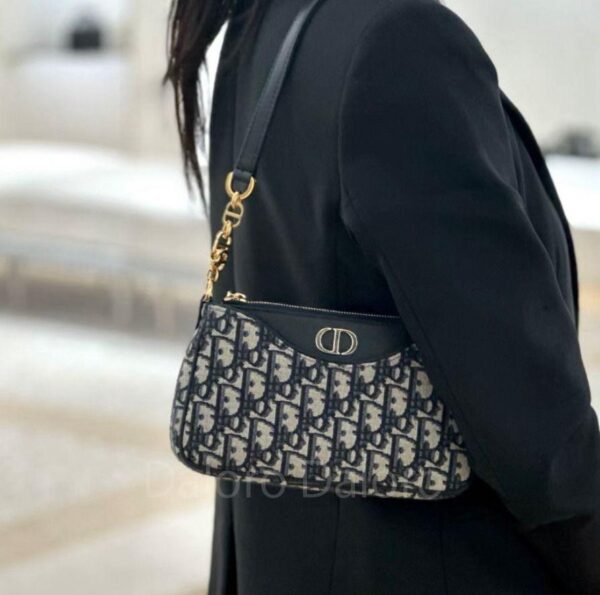 CHRISTIAN DIOR SHOULDER BAG