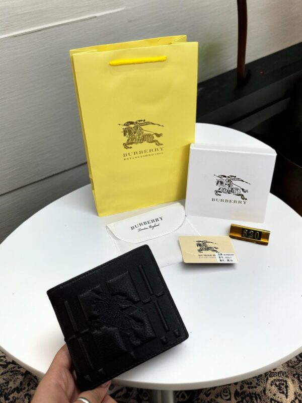 BURBERRY WALLET