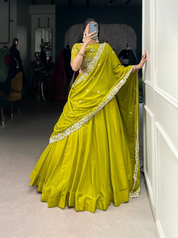 Wedding Special Fully Stitched Lehenga - Image 10