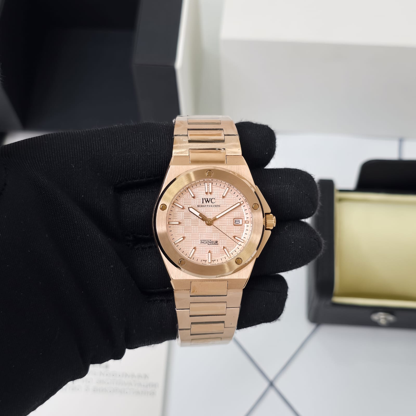 IWC SCHAFFHAUSEN INGENIEUR Automatic IW328903 - Image 3