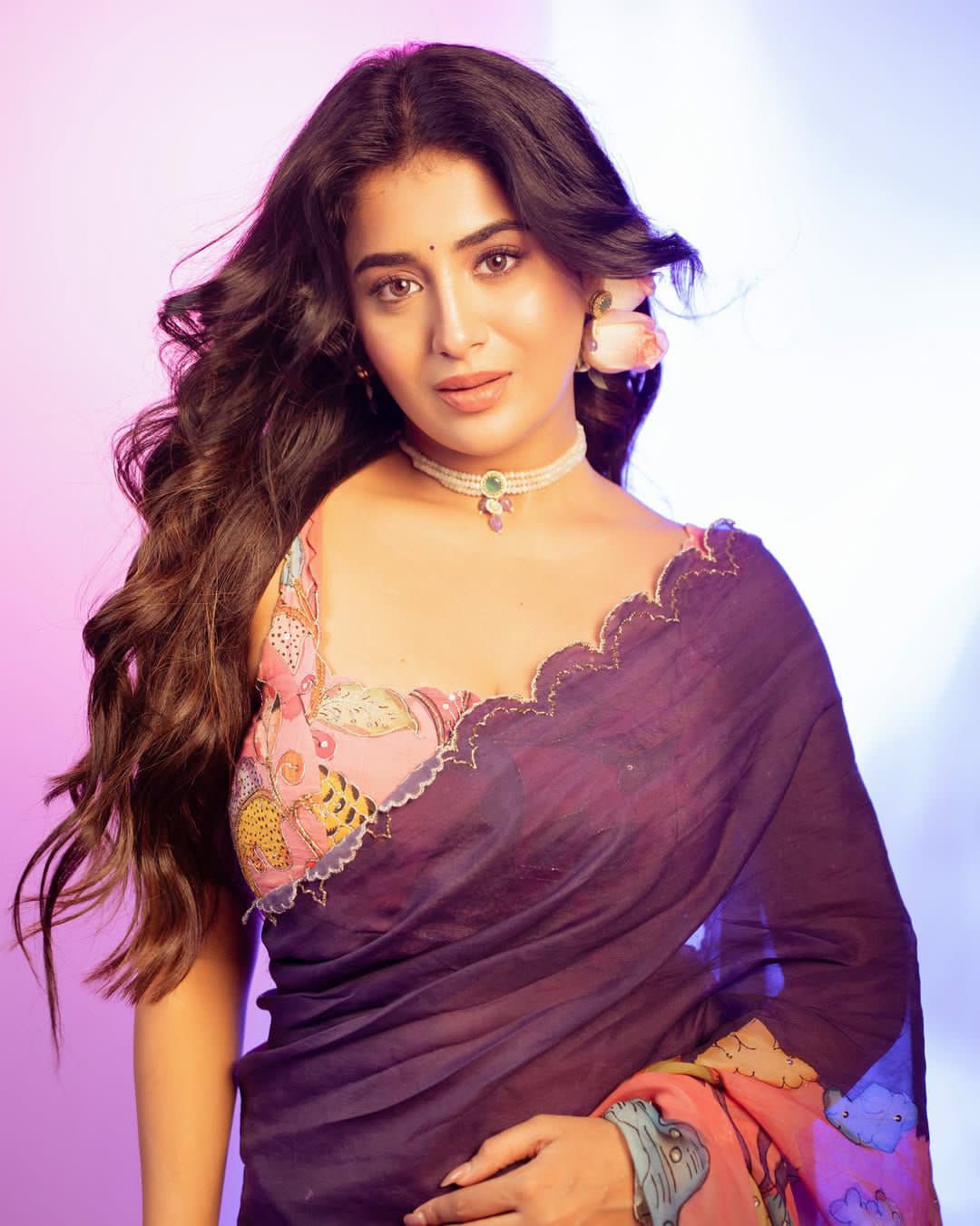 Designer Handwork saree - Image 5