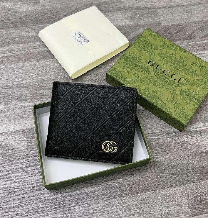 GUCCI BI- FOLD WALLET