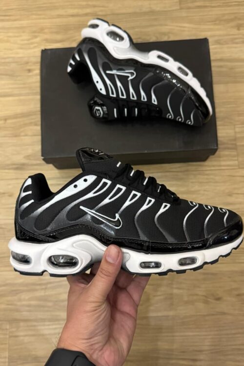 Nike Air Max Plus